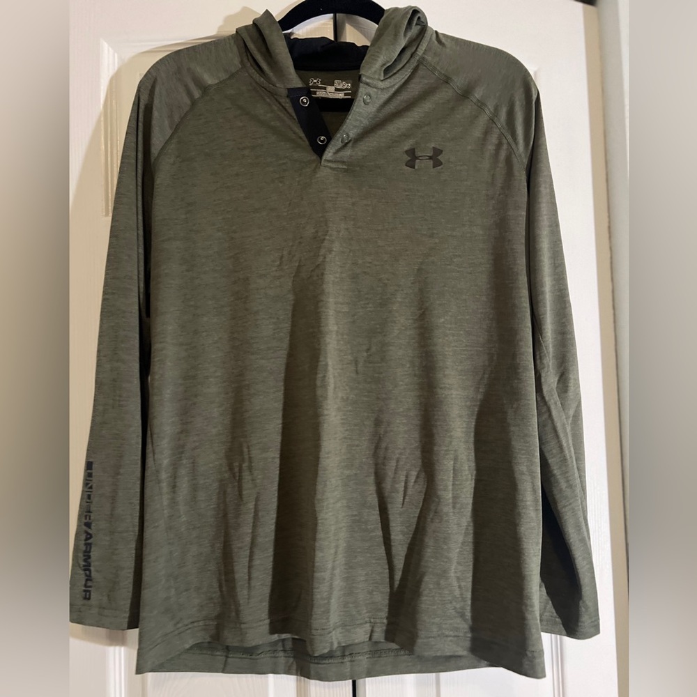 Under Armour Green Long Sleeve Hoodie size small